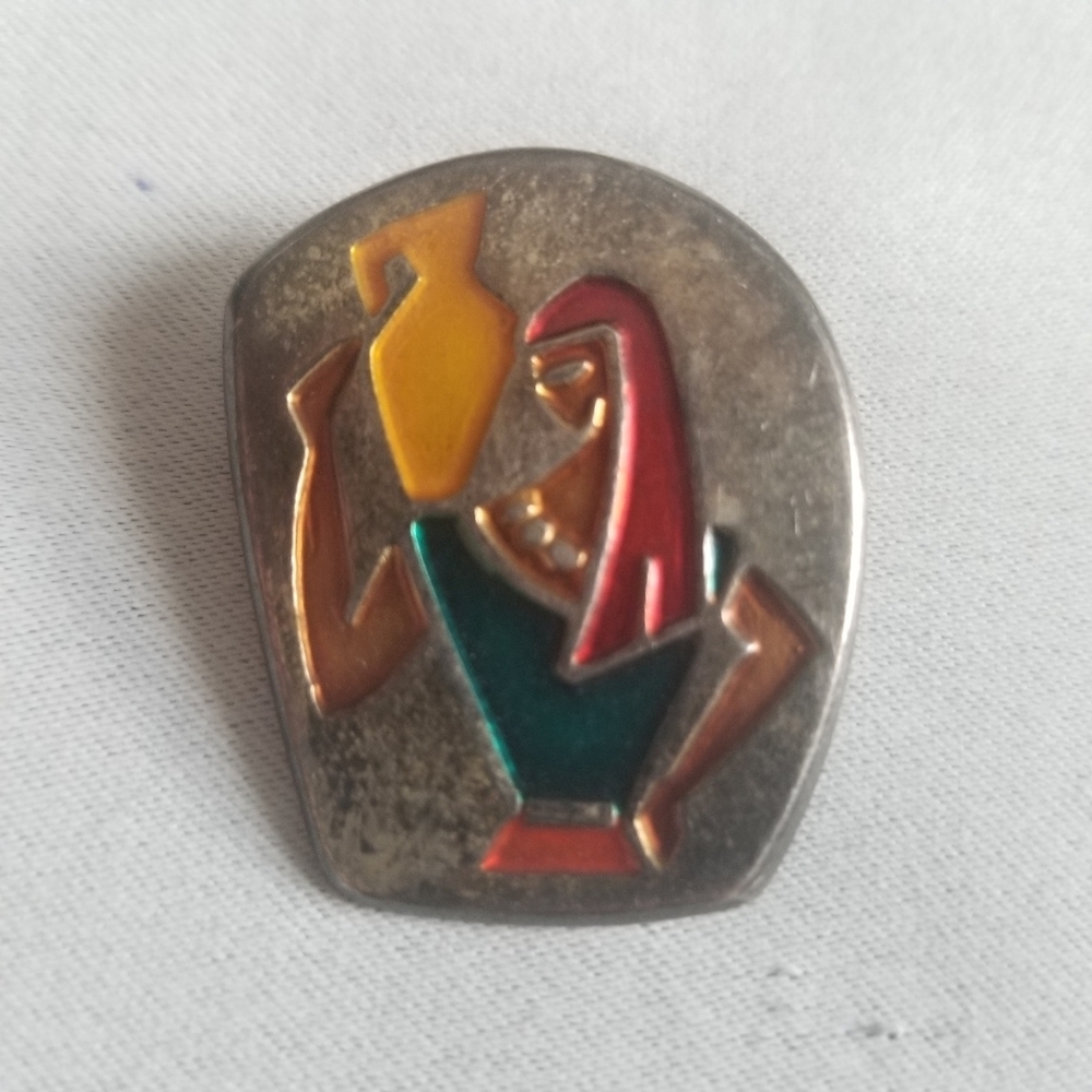 9 Vintage Pins,8 Metal and 1 porcelain/Ceramic. - Picture 9 of 11
